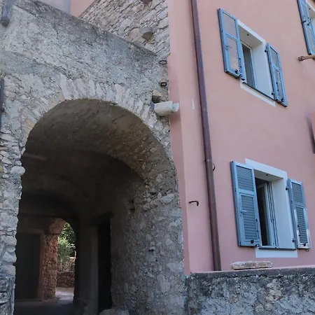 Casa Virginia Orco Feglino