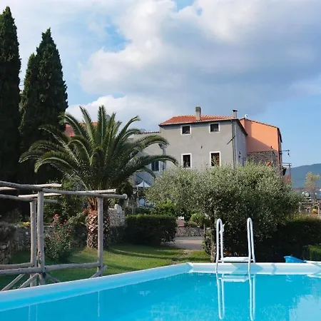 Casa Virginia Nyaraló *