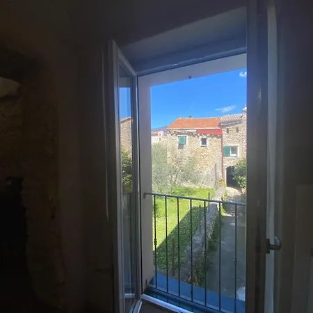 Casa Virginia Orco Feglino