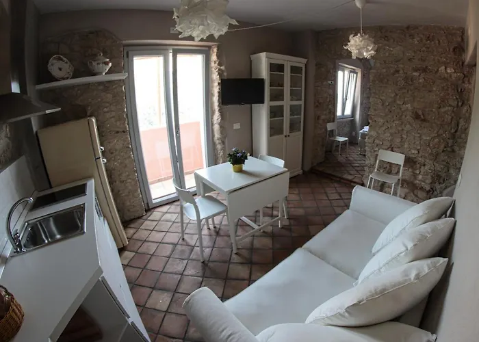 Feriehus Casa Virginia Orco Feglino