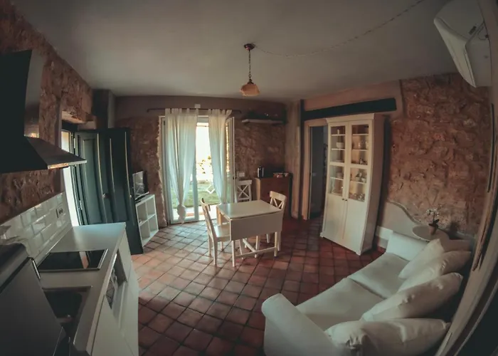 Casa Virginia * Orco Feglino